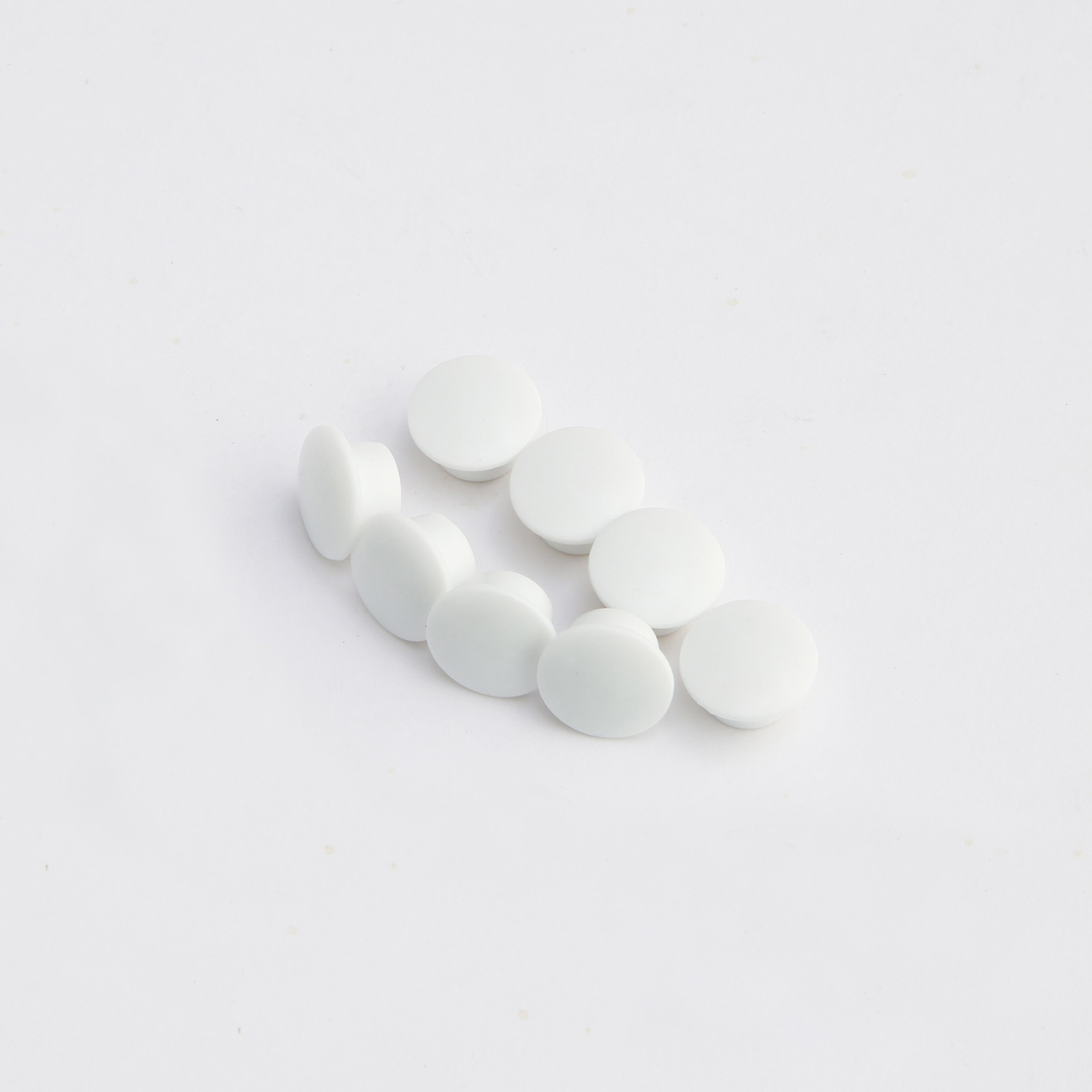 穴埋め用キャップ